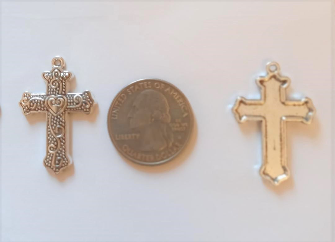 Crosses with Heart in the Center (5 Pieces)