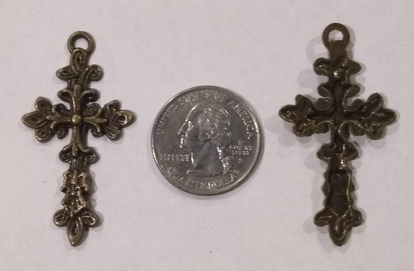 Cross Pewter Pendant Brown/Bronze (5 Pieces) - Krafts and Beads