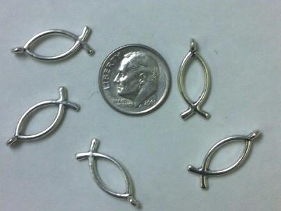 Fish Charms (20 Pieces) - Krafts and Beads
