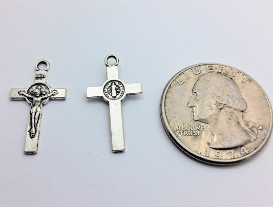 Crucifix Crosses Pewter Silver (18 Pieces)